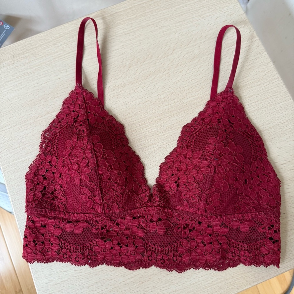 Elegant Lace Bralette in Deep Red